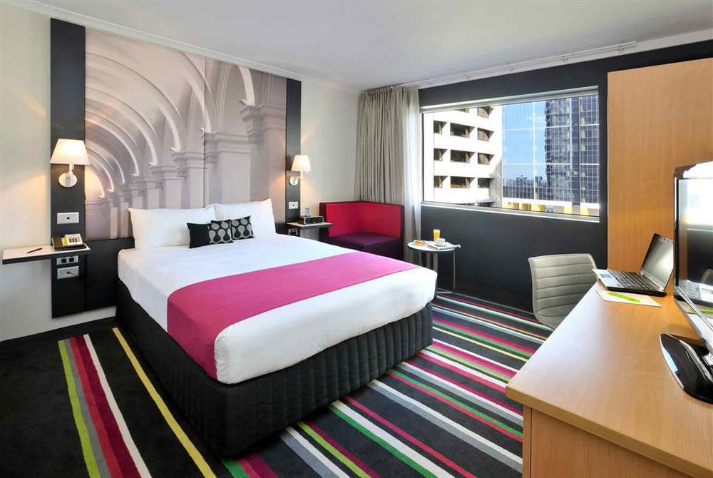 Mercure Melbourne Treasury Gardens Rum bild